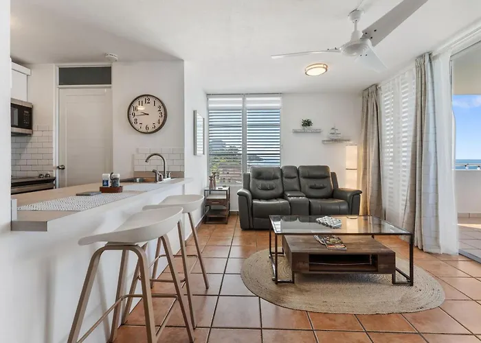 Beachfront Apt With Amazing Views